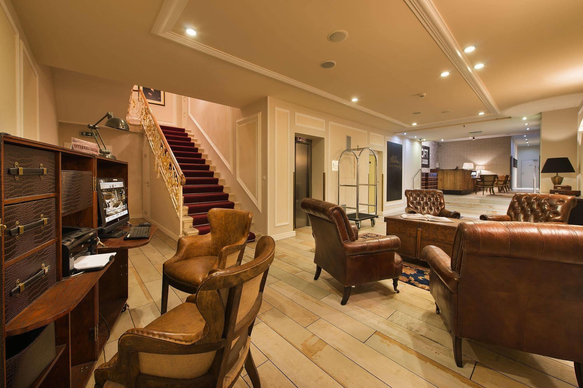 Wilson Palace By Loft บราติสลาวา ภายนอก รูปภาพ
